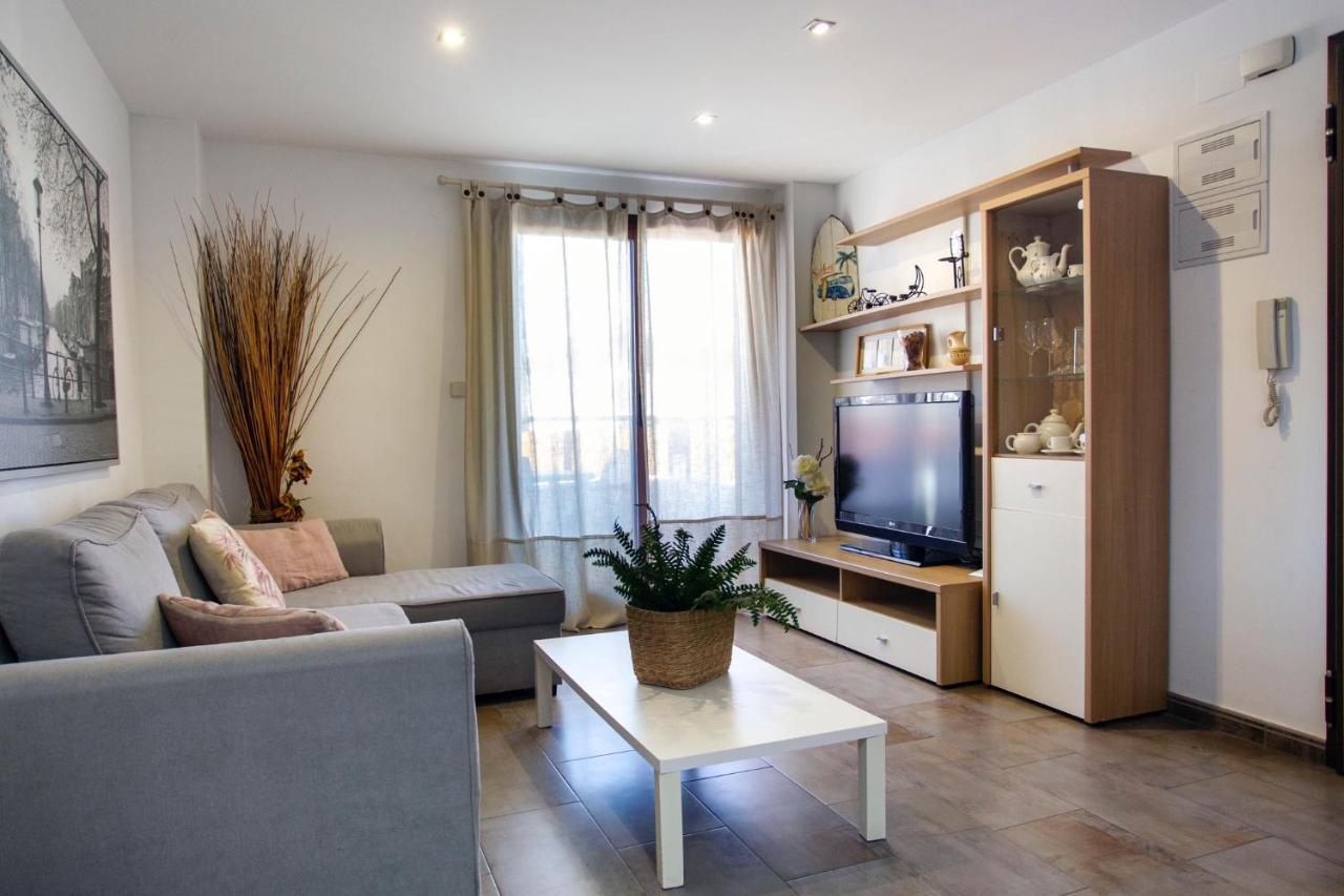 Apartamento A 50 Metros De La Playa, Luminoso Y Acogedor 올리바 외부 사진